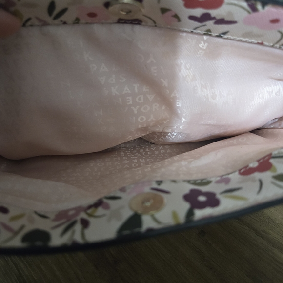 Kate Spade Laurel Way Boho Floral Reese Satchel - Picture 5 of 8